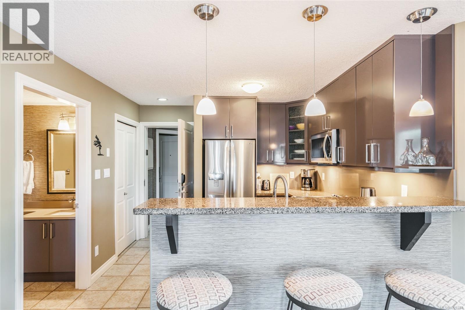 #421 1175 RESORT DR - 18