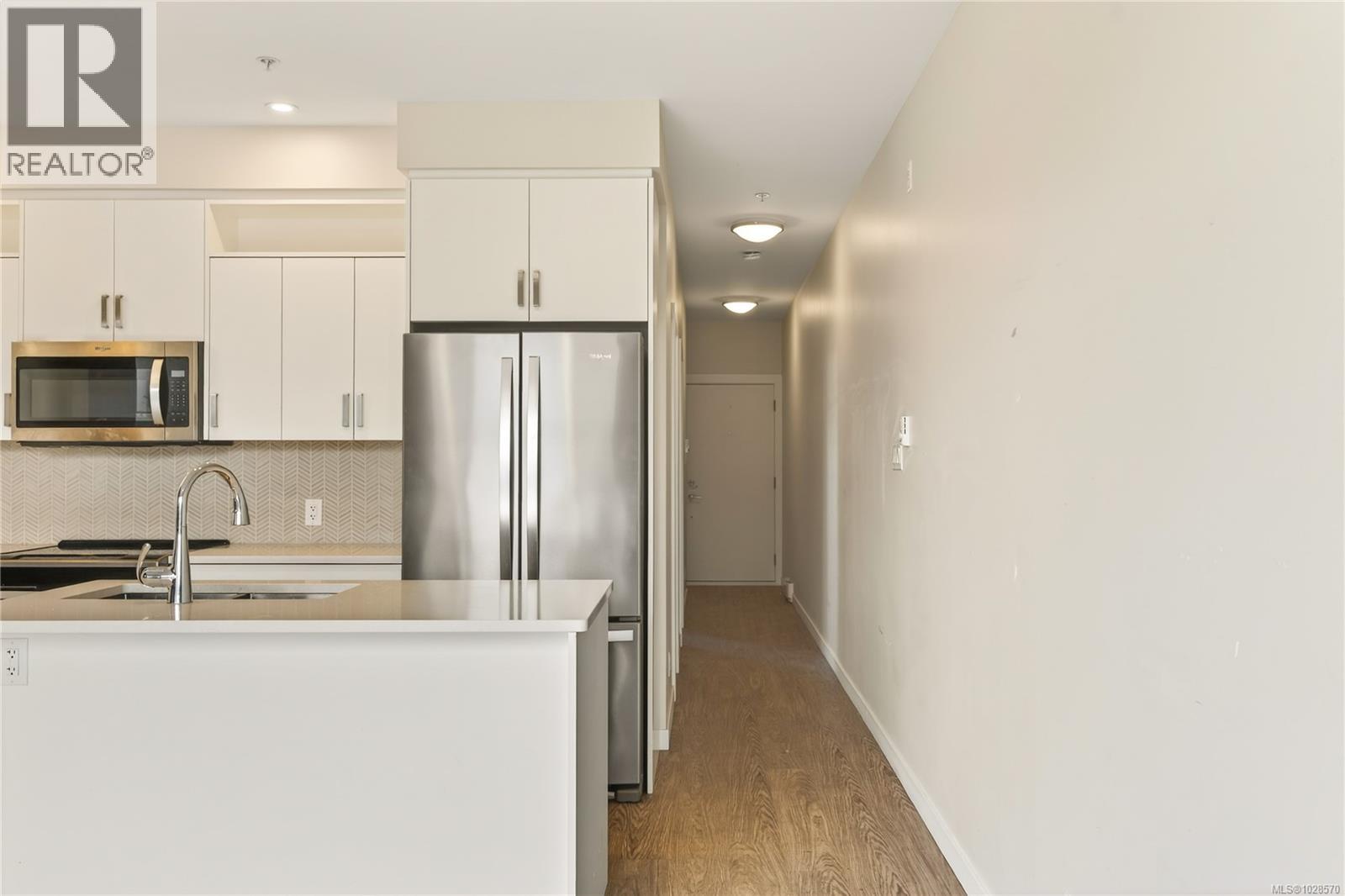 #310 91 CHAPEL ST - 18