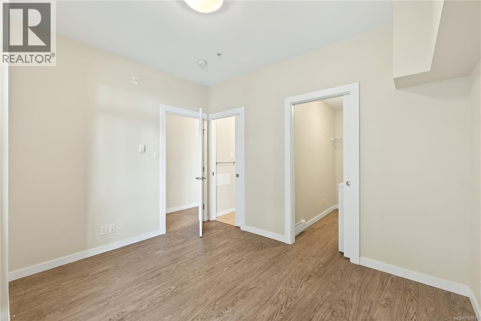 #310 91 CHAPEL ST - 31