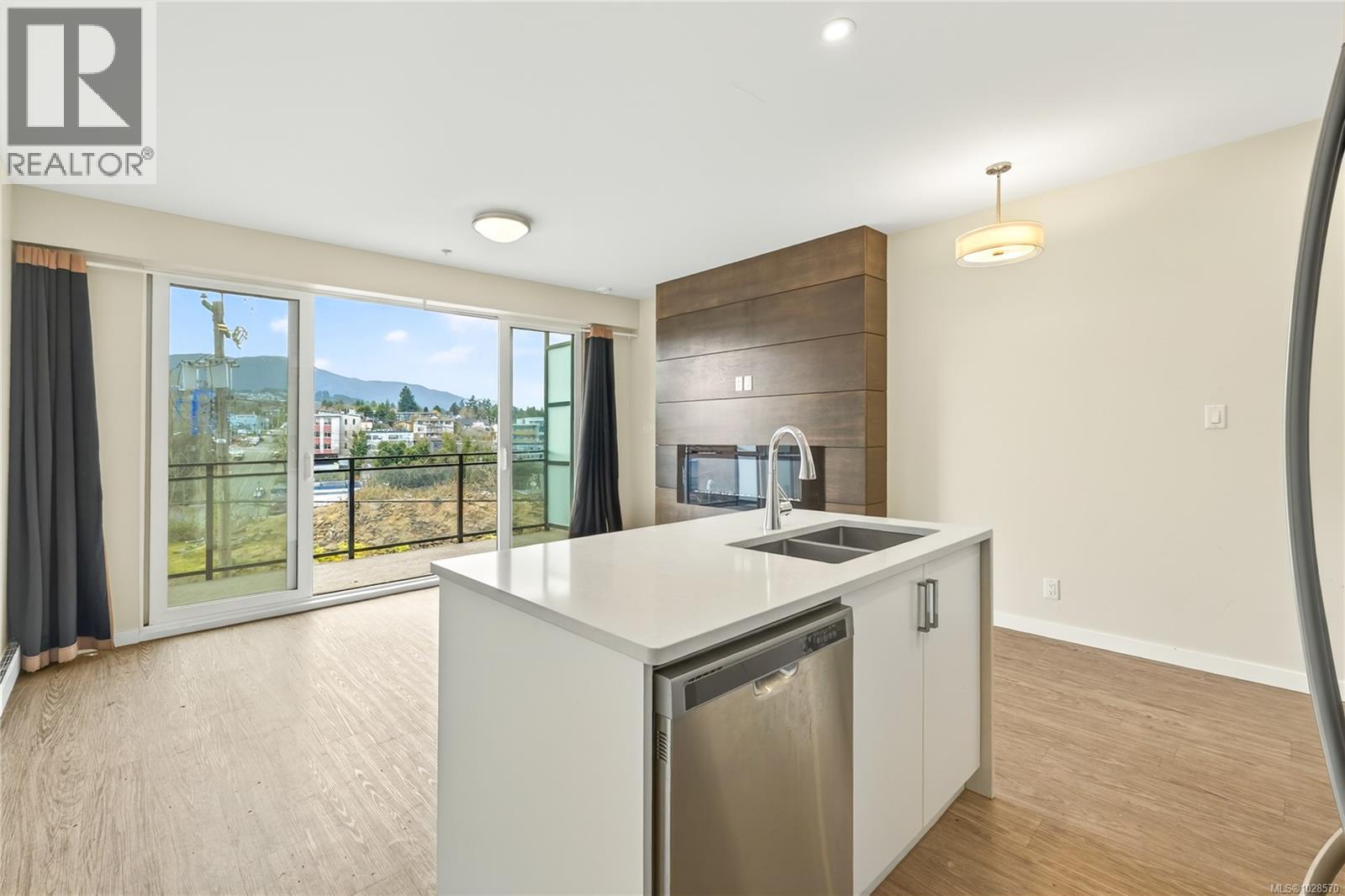 #310 91 CHAPEL ST - 9