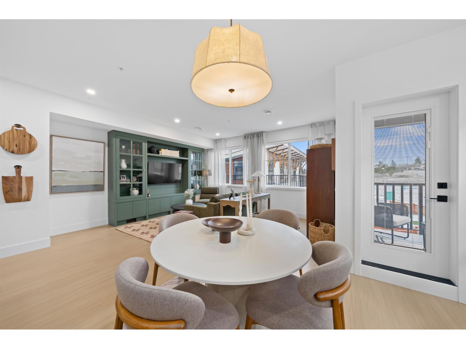 12 32929 CHERRY AVENUE, Mission