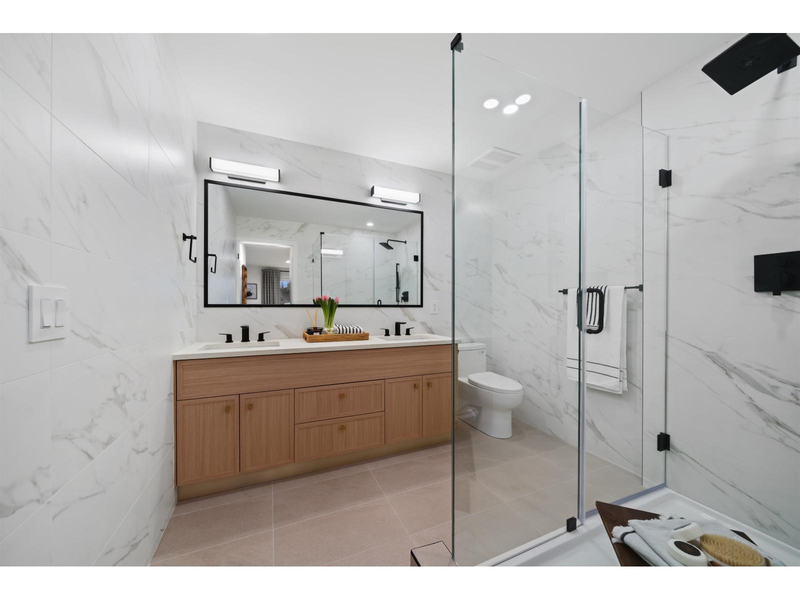 12 32929 CHERRY AVENUE, Mission