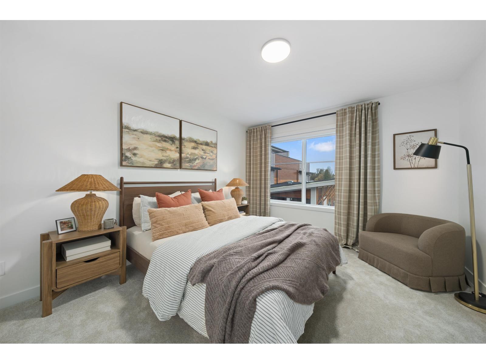 12 32929 CHERRY AVENUE, Mission