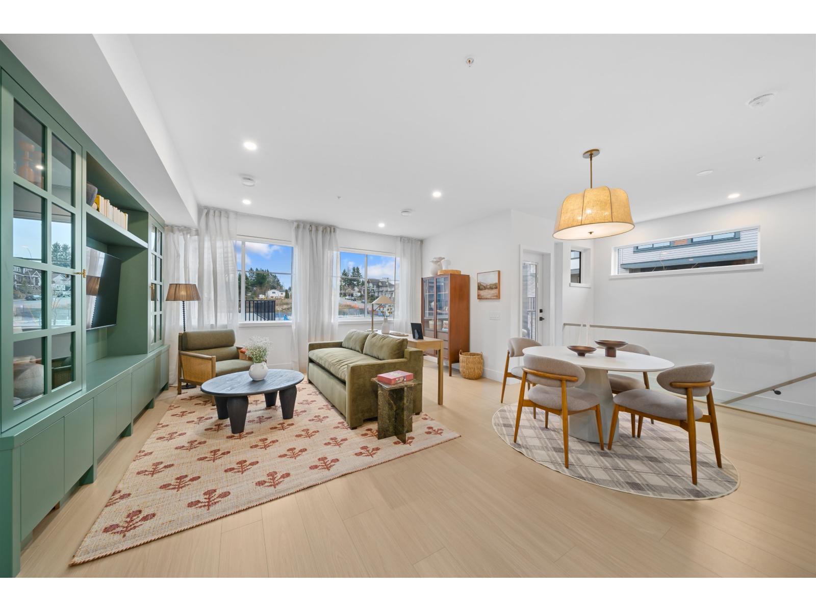 12 32929 CHERRY AVENUE, Mission