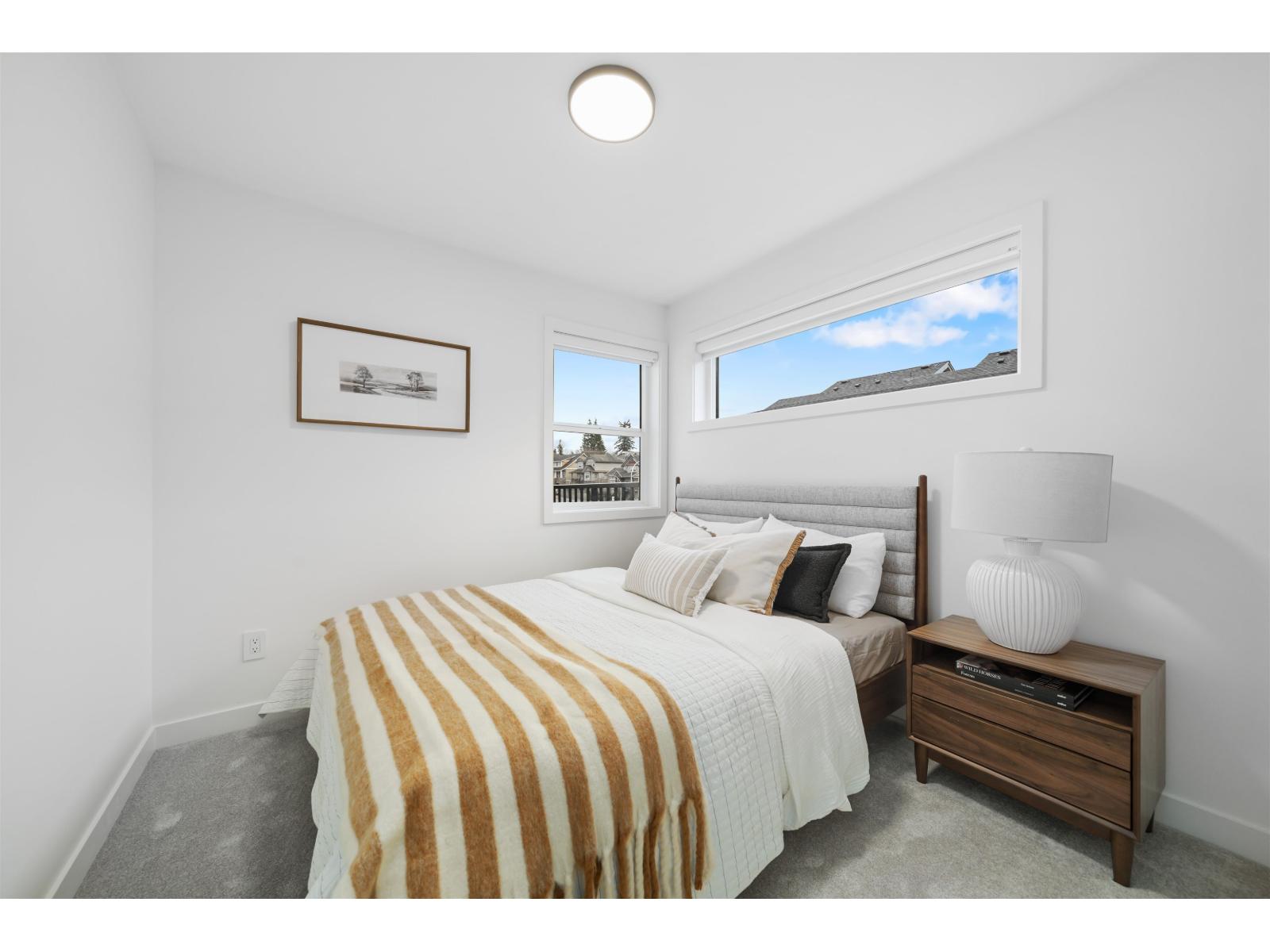 12 32929 CHERRY AVENUE, Mission