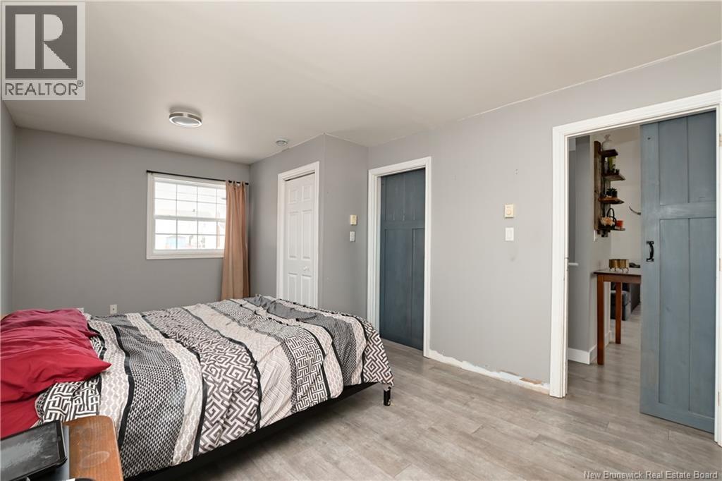 22 Jordan Crescent - 24