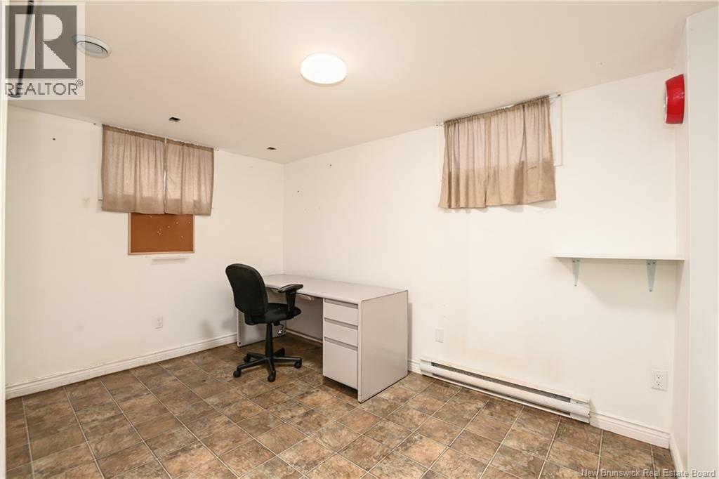 22 Jordan Crescent - 32