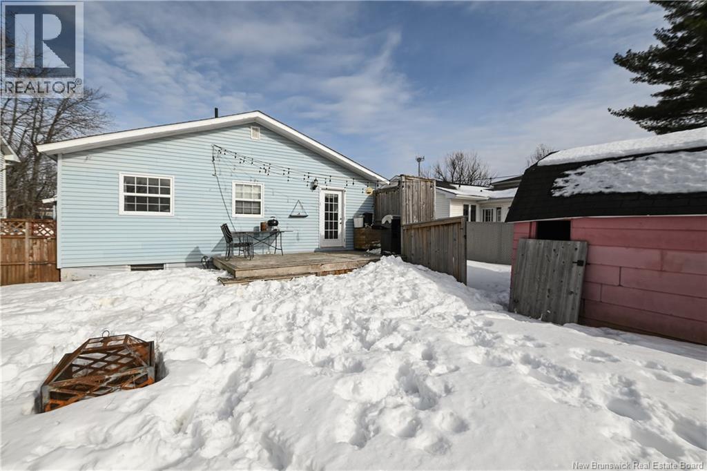 22 Jordan Crescent - 44