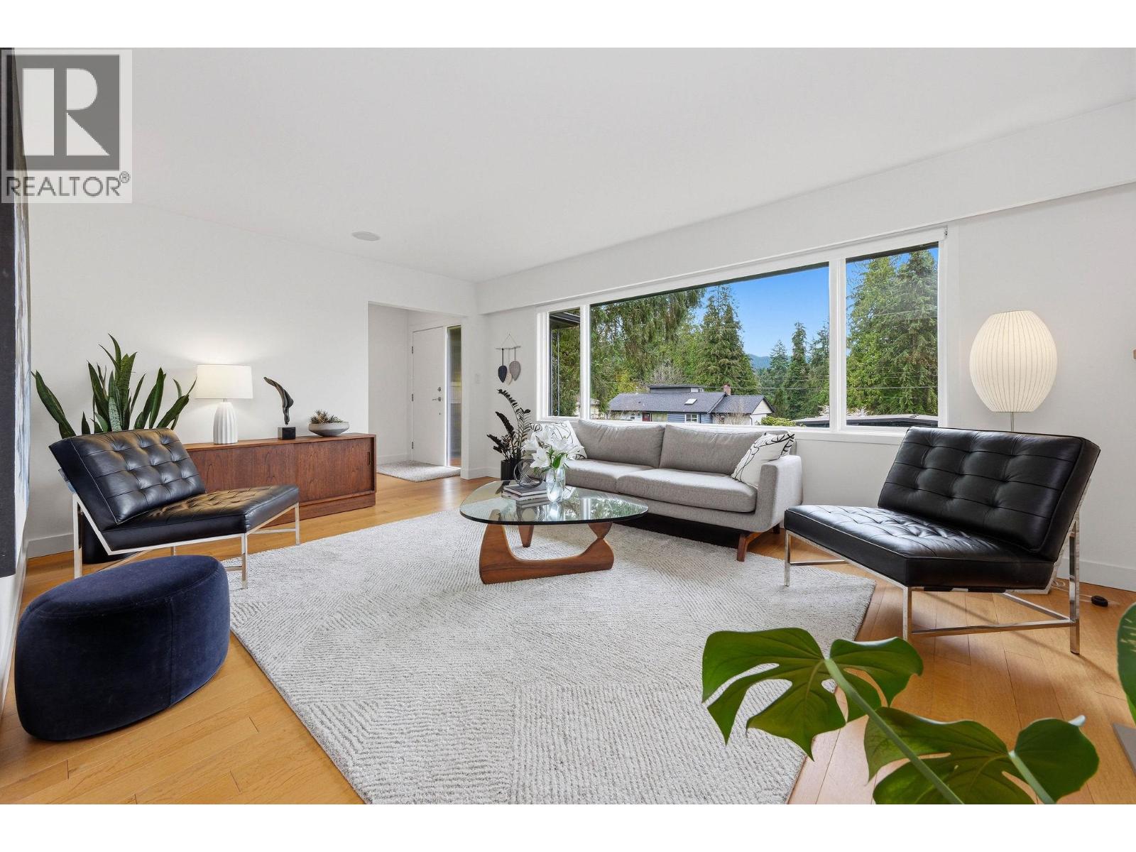 2223 GREYLYNN CRESCENT, North Vancouver