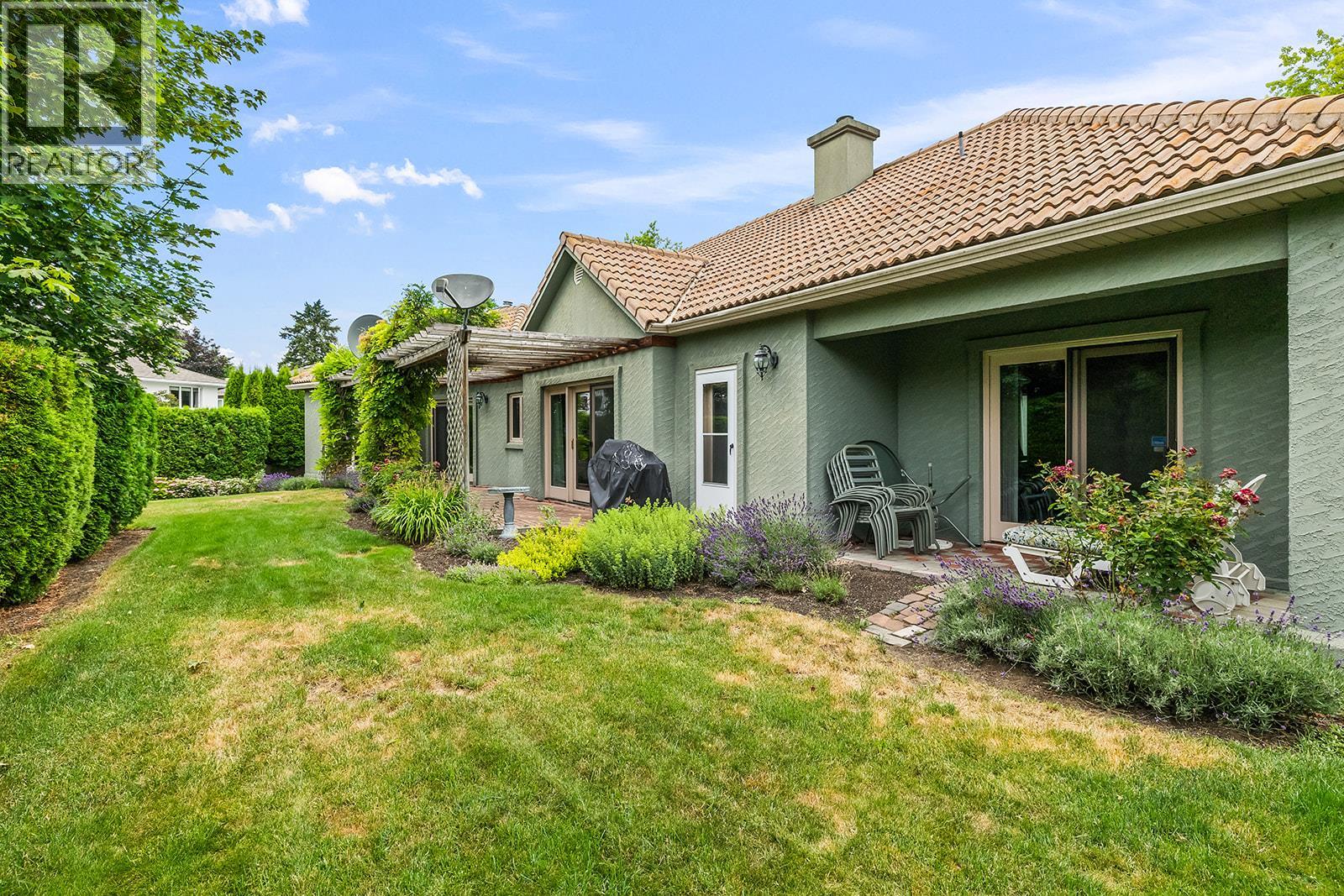  463 Carona Crescent, Kelowna