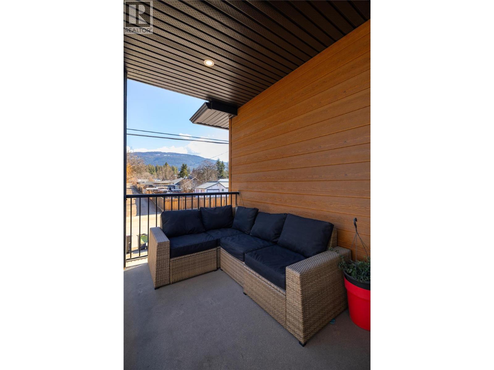 4602 20 Street Unit# 2, Vernon