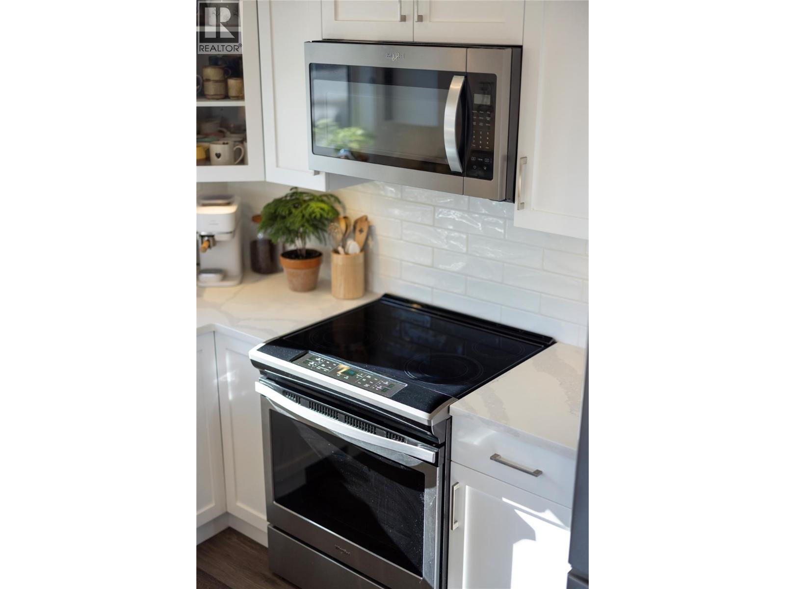 4602 20 Street Unit# 2, Vernon