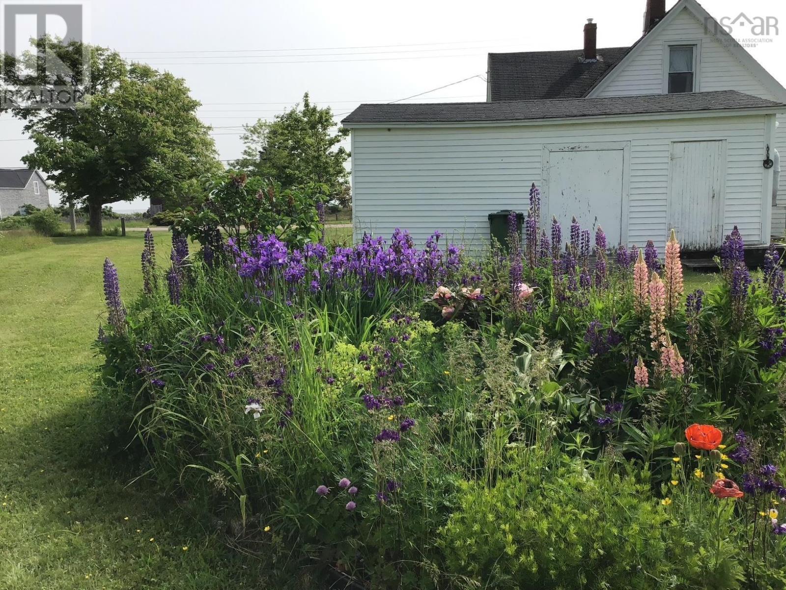 Property 8 of 32 of 3685 Highway 209