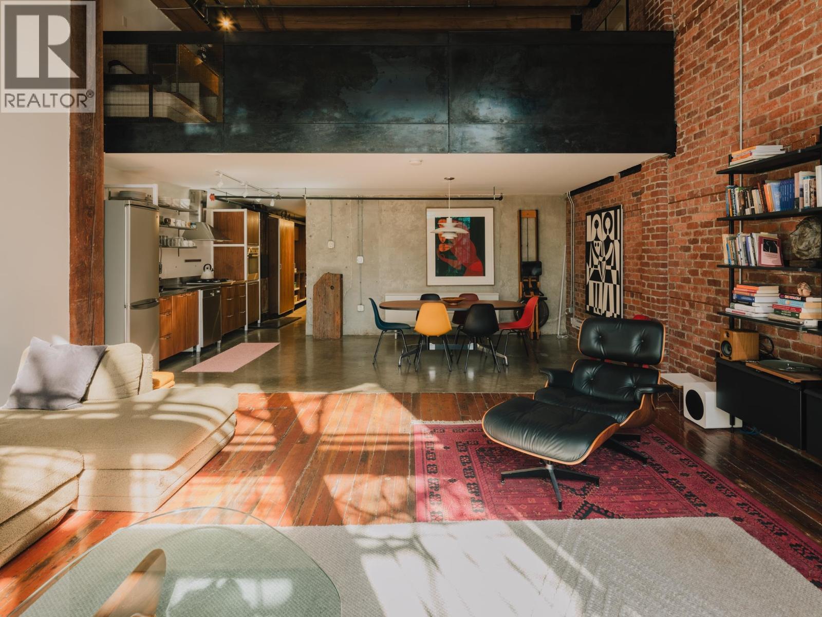 87 CORDOVA Street - photo 2