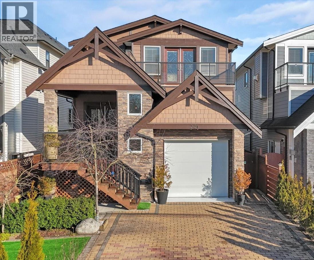 221 CAMPBELL STREET, New Westminster