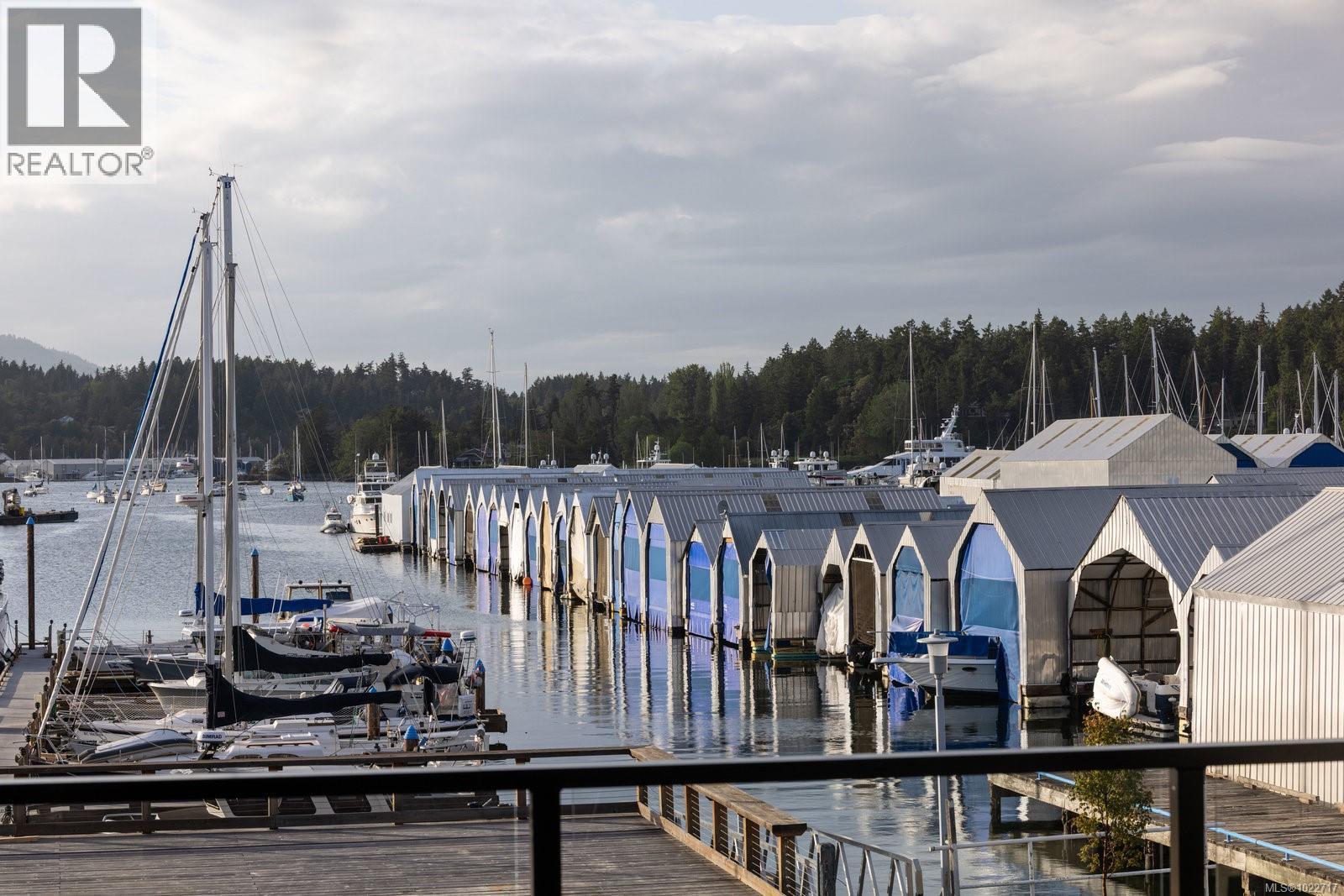 #201 2270 HARBOUR RD - 6