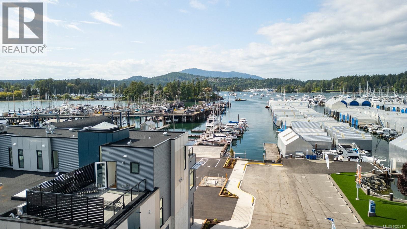 #201 2270 HARBOUR RD - 48