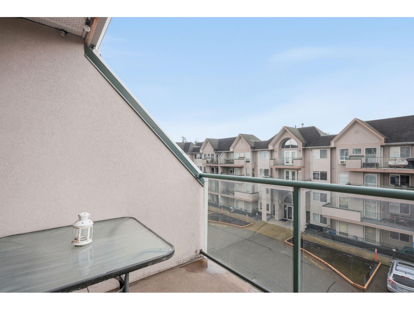 402 33738 KING ROAD, Abbotsford