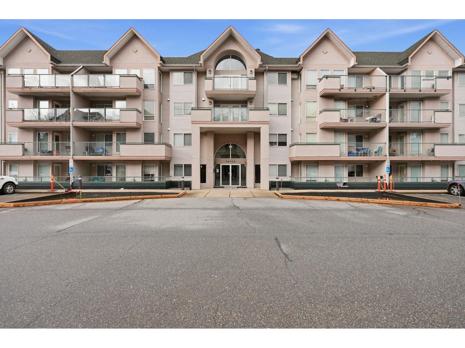 402 33738 KING ROAD, Abbotsford