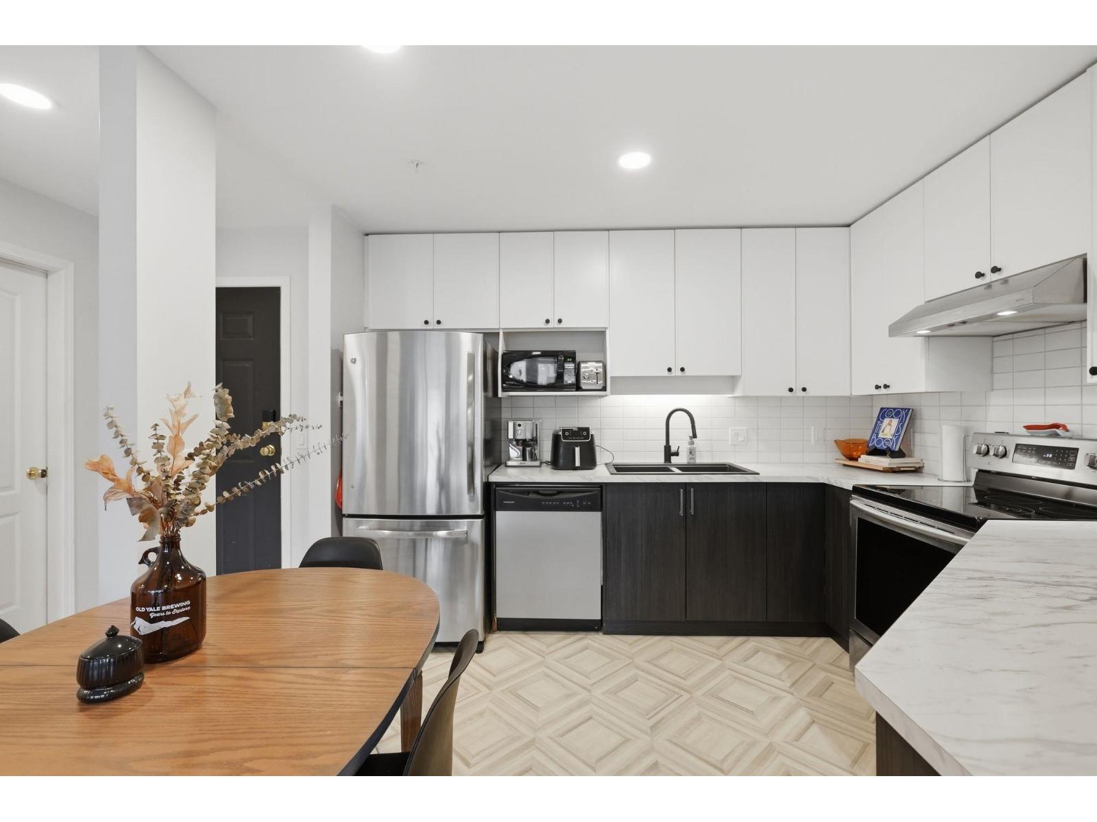 402 33738 KING ROAD, Abbotsford