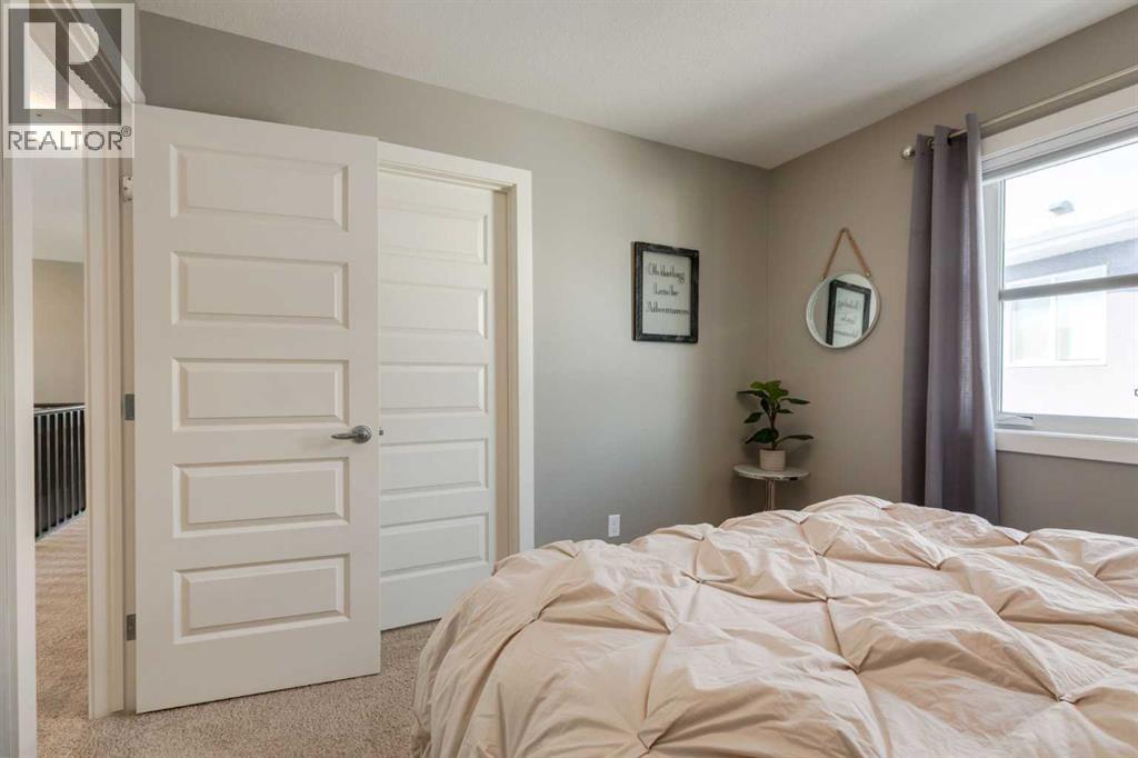 Single Family House for Sale in  Evansborough Hill NW Evanston Calgary 