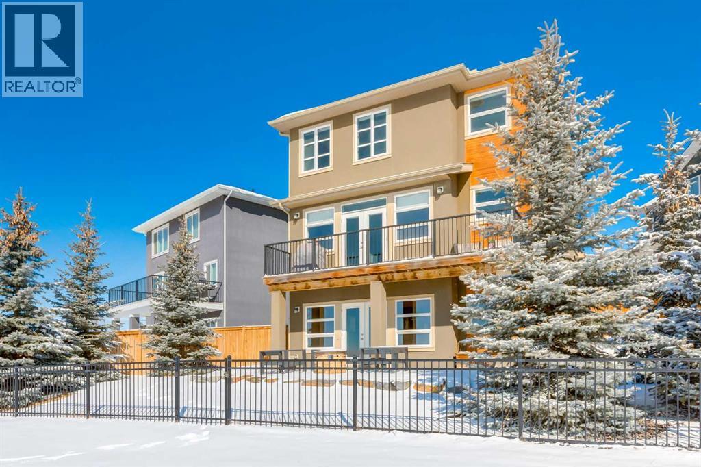 Single Family House for Sale in  Evansborough Hill NW Evanston Calgary 