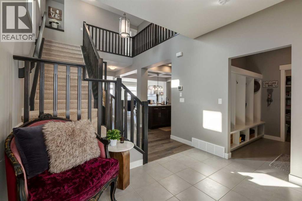 Single Family House for Sale in  Evansborough Hill NW Evanston Calgary 