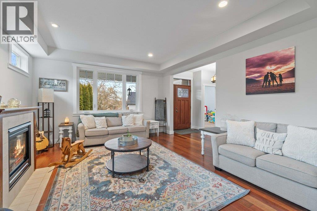 1270 7 AVENUE SE - 16