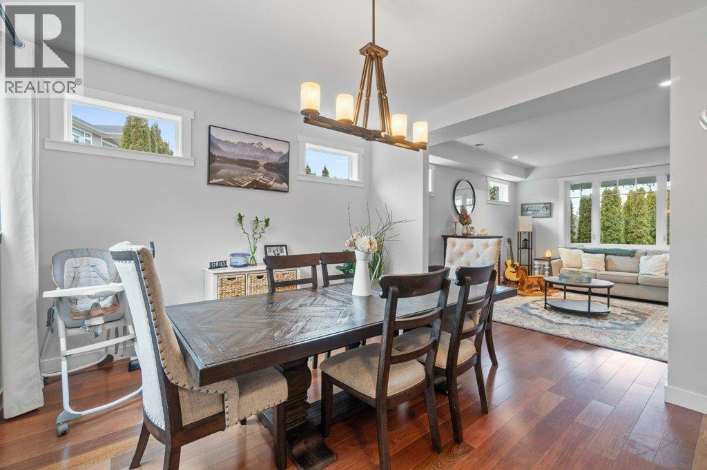 1270 7 AVENUE SE - 31