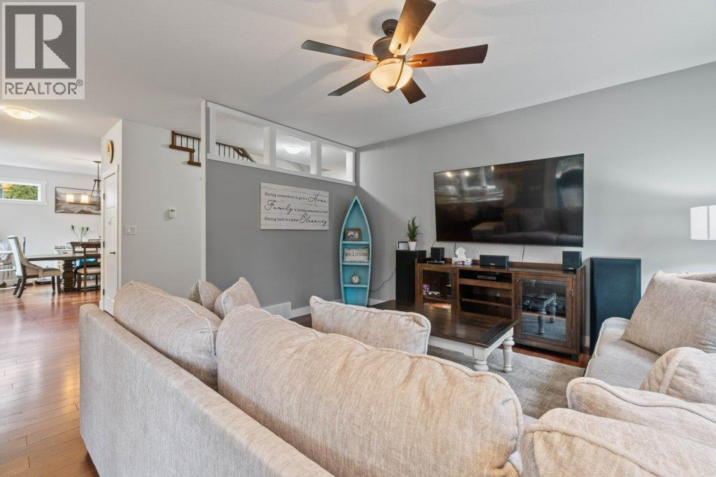 1270 7 AVENUE SE - 35