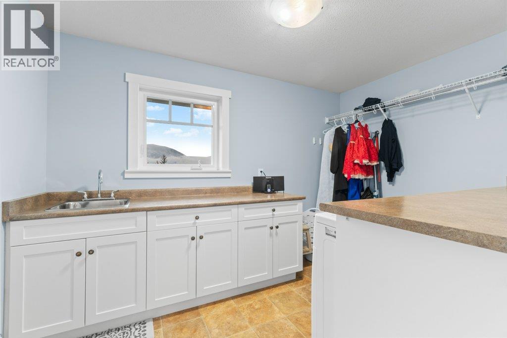 1270 7 AVENUE SE - 70