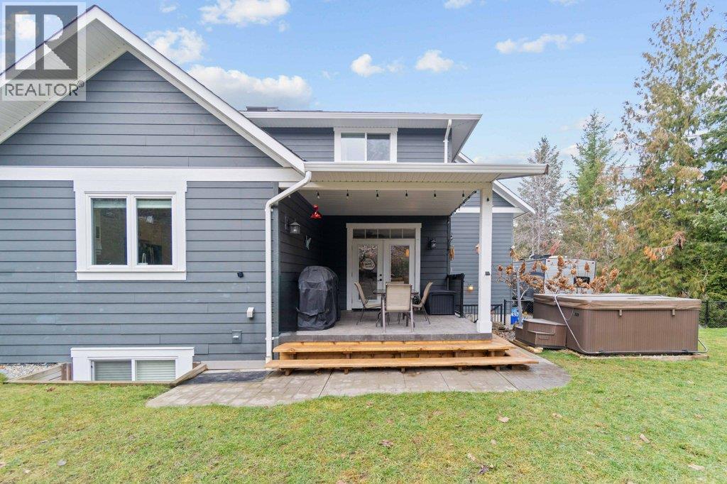 1270 7 AVENUE SE - 95