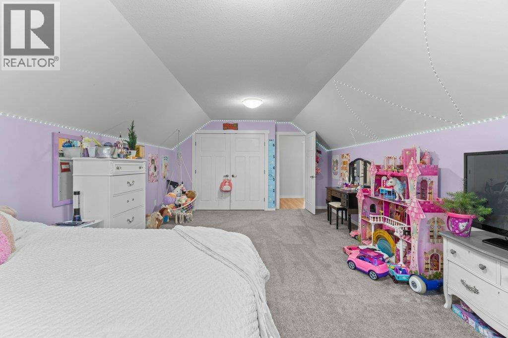 1270 7 AVENUE SE - 65