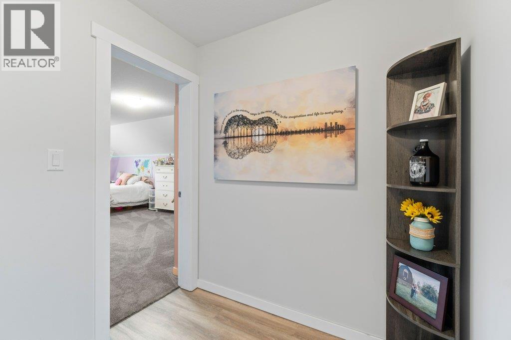 1270 7 AVENUE SE - 63