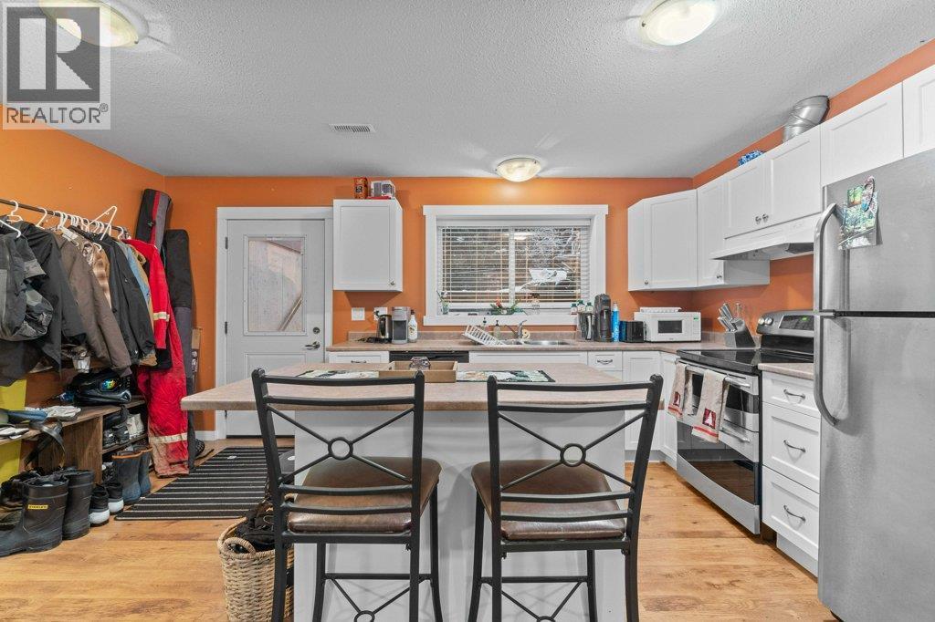 1270 7 AVENUE SE - 75