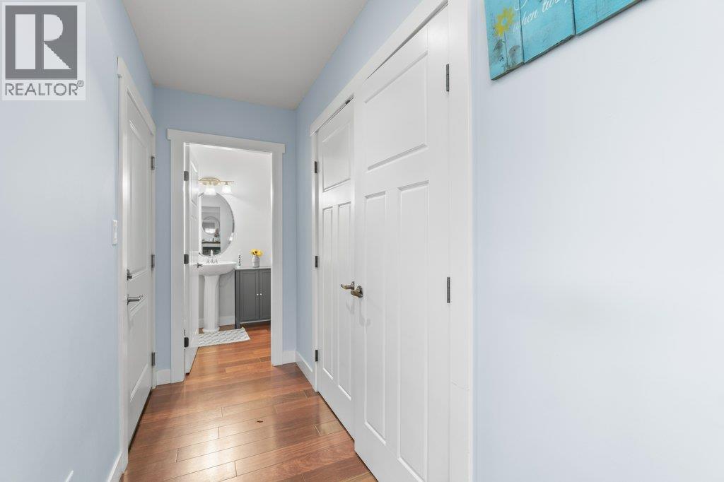 1270 7 AVENUE SE - 60