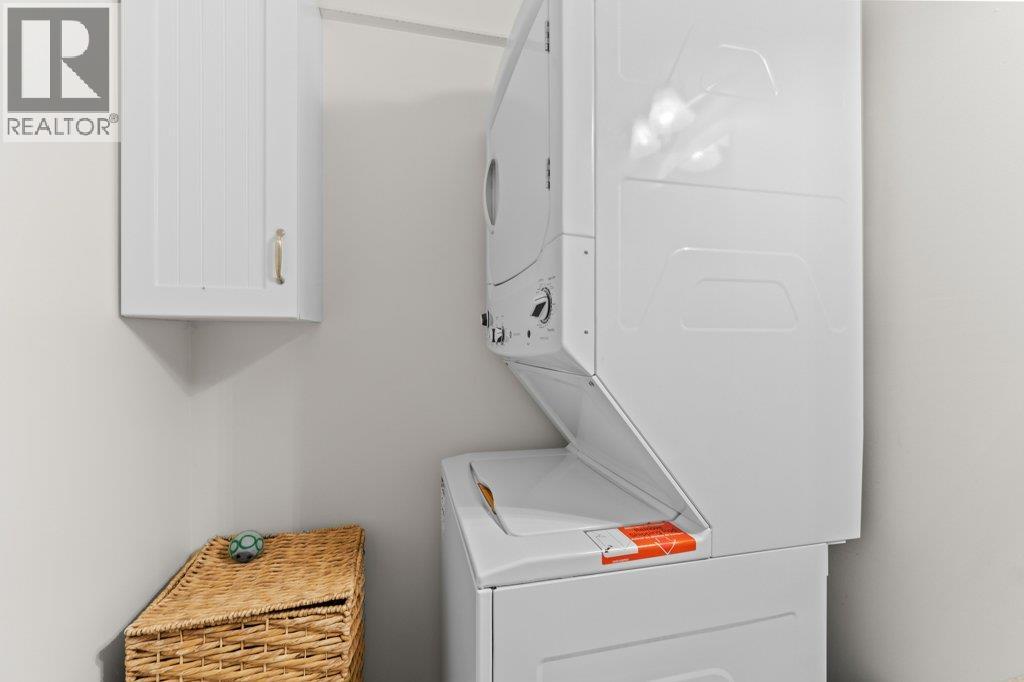 1270 7 AVENUE SE - 87