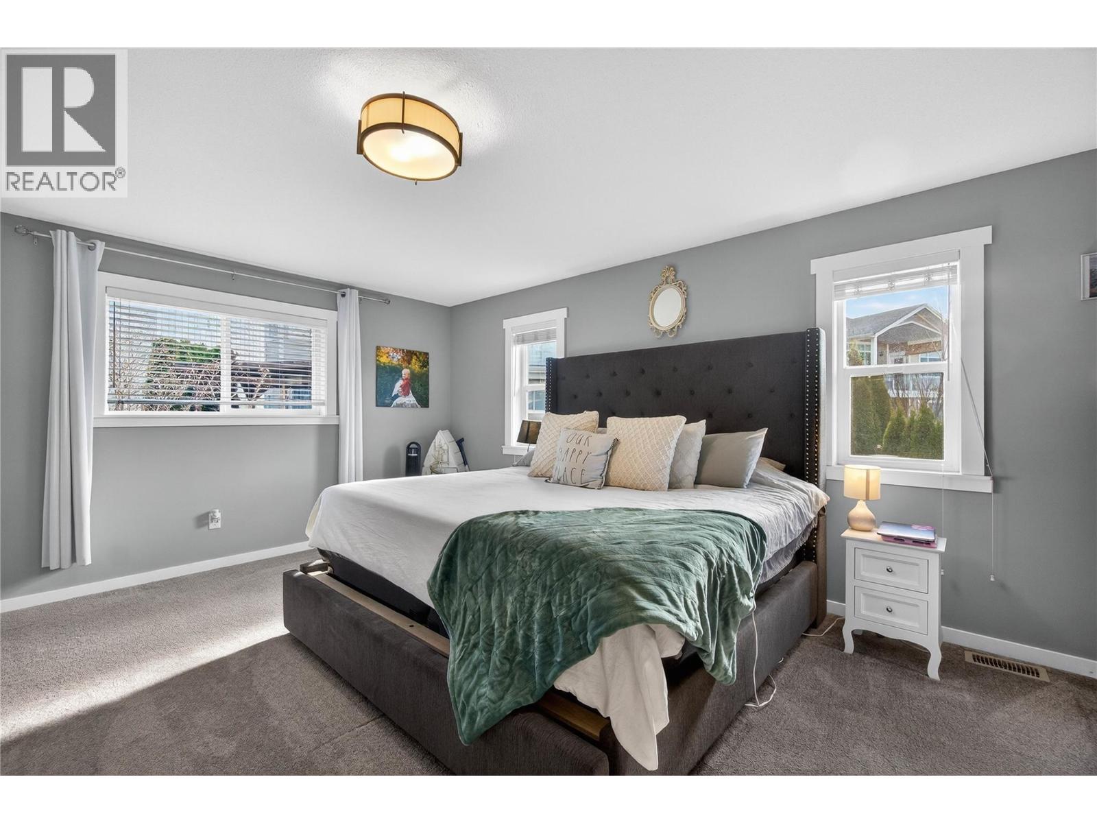 1270 7 AVENUE SE - 41