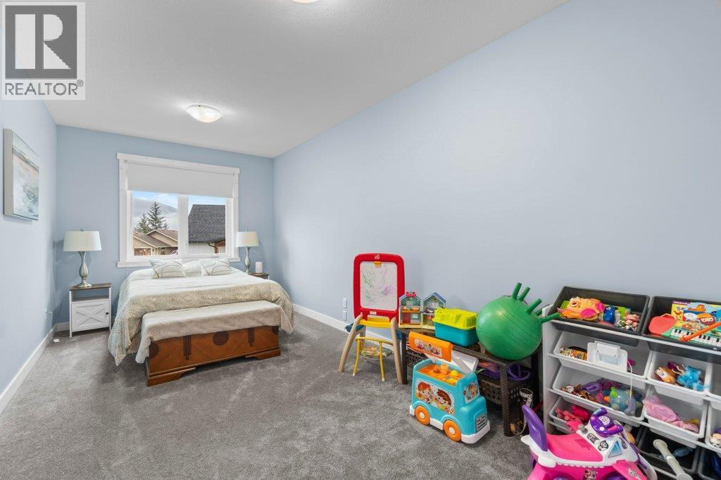 1270 7 AVENUE SE - 50