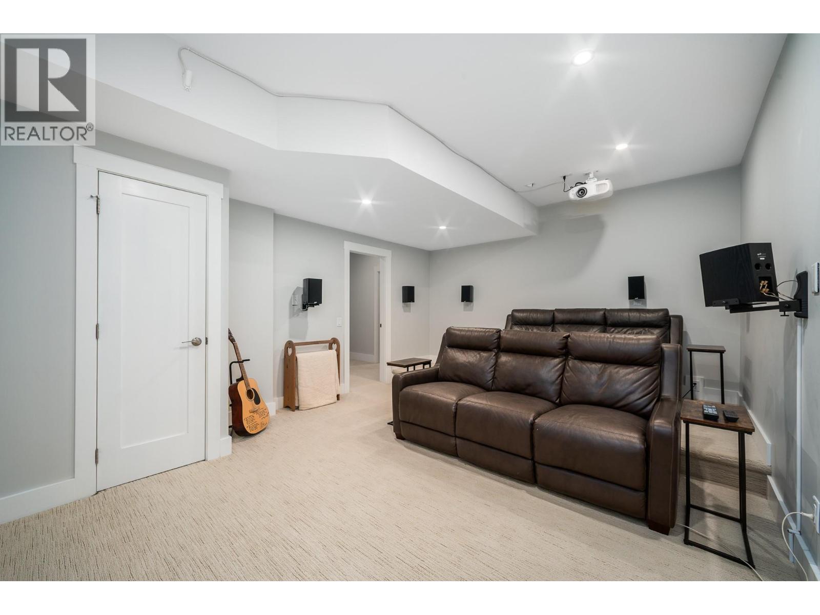 131 Skyland Drive, Kelowna