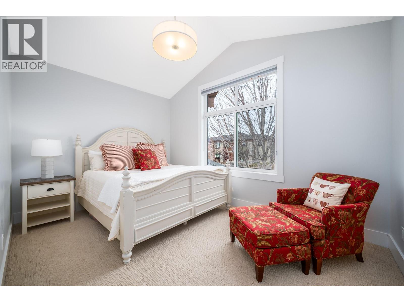 131 Skyland Drive, Kelowna