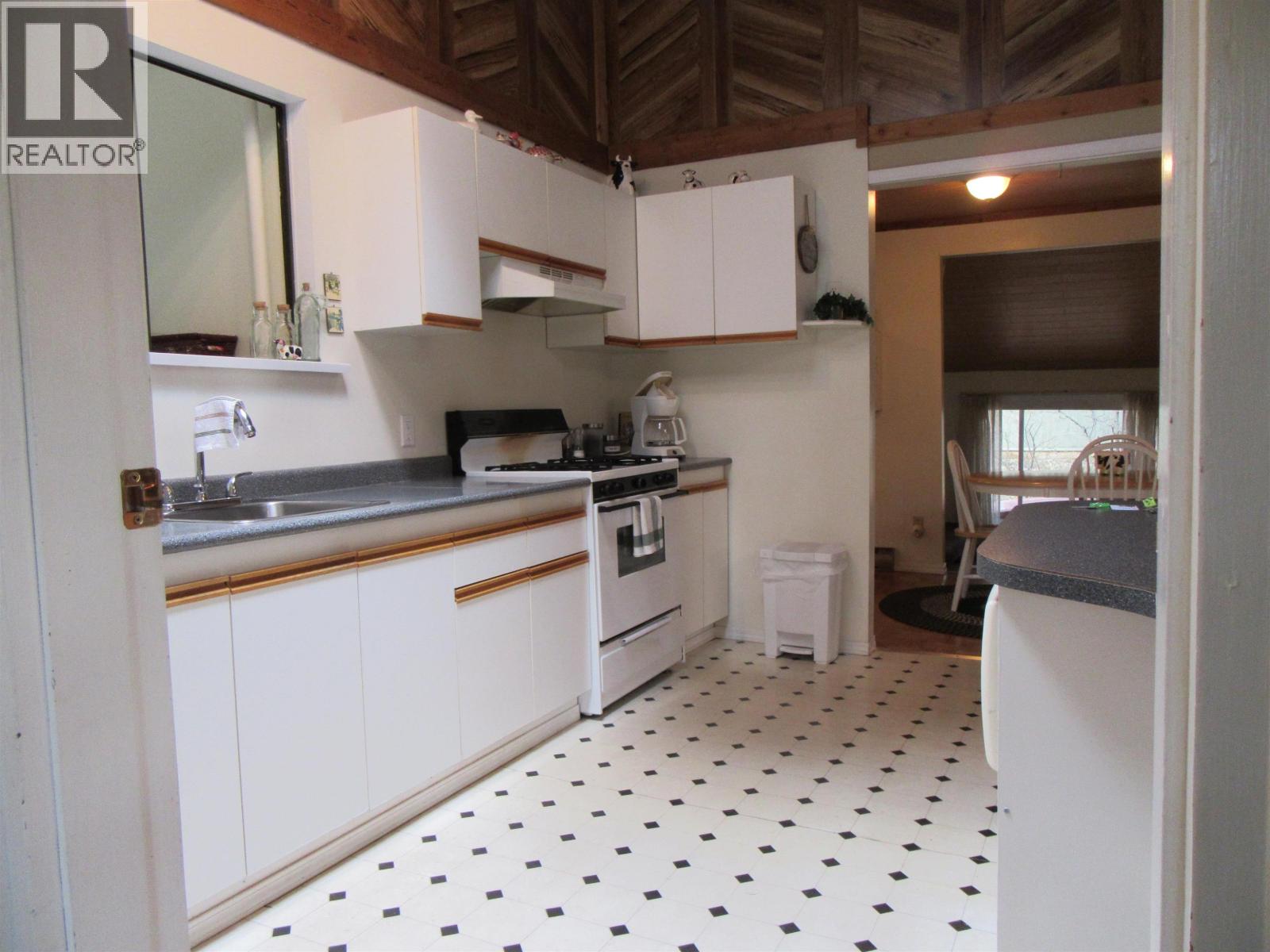 7637 BURGESS ROAD - 13