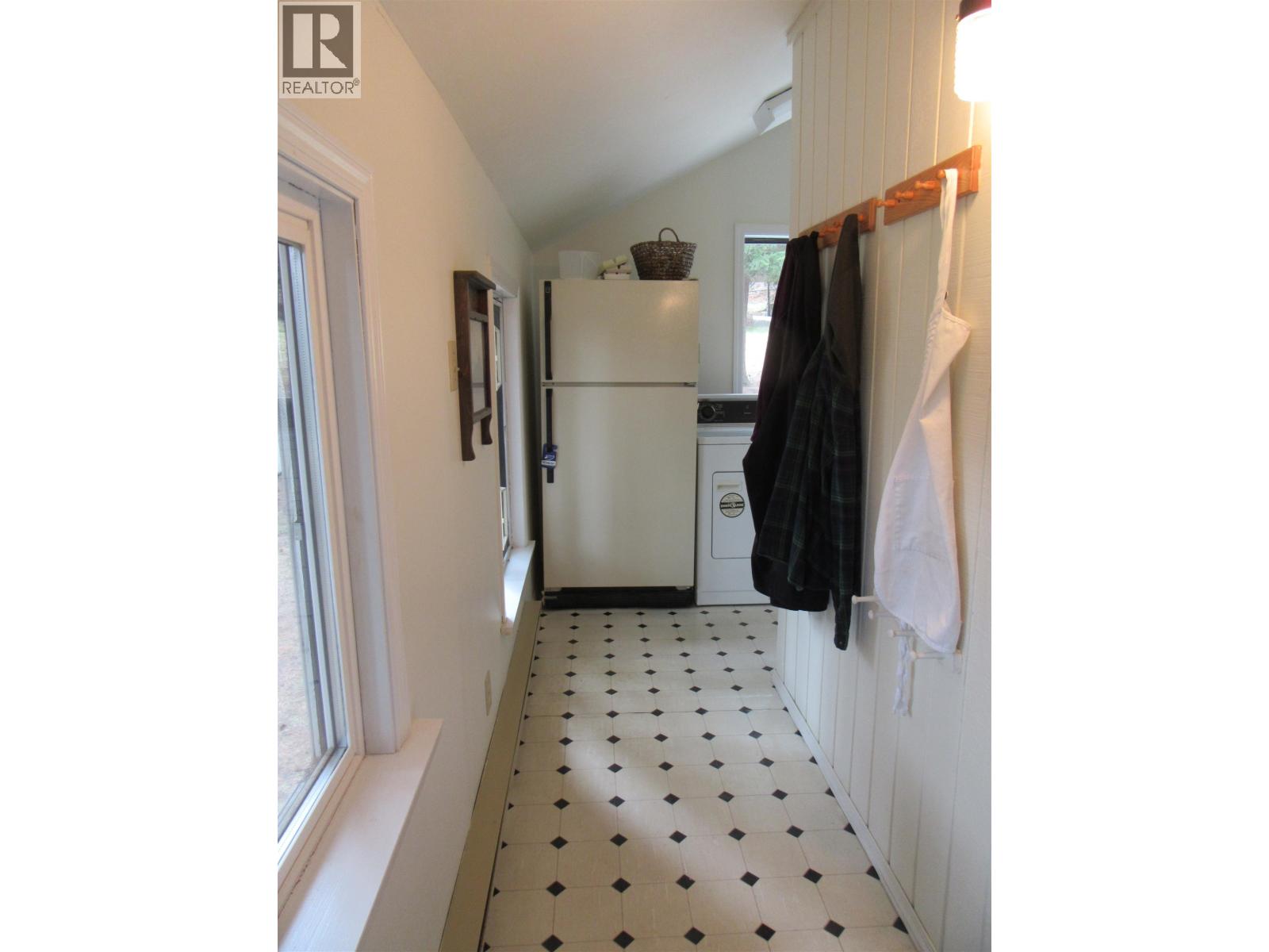 7637 BURGESS ROAD - 31