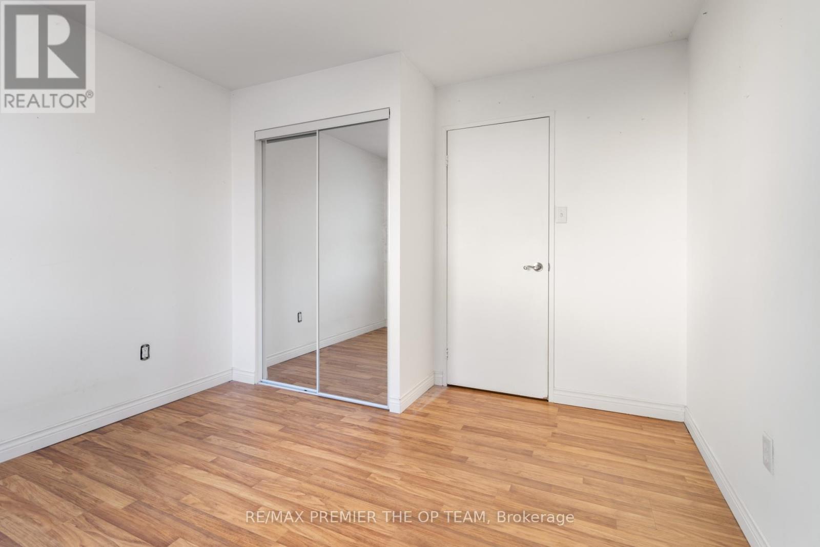 #37 1016 FALGARWOOD DRIVE - 24