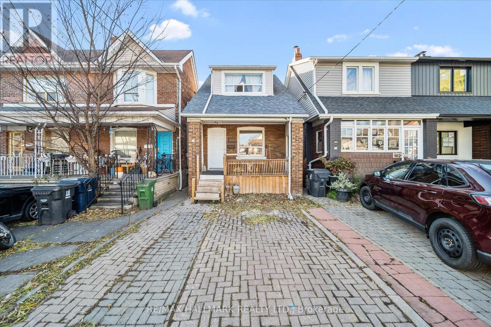 160 SILVERTHORN AVENUE - 1