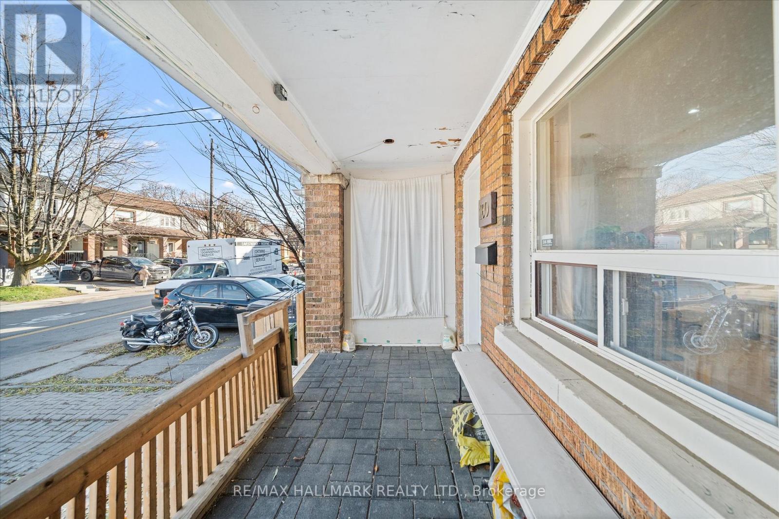 160 SILVERTHORN AVENUE - 6