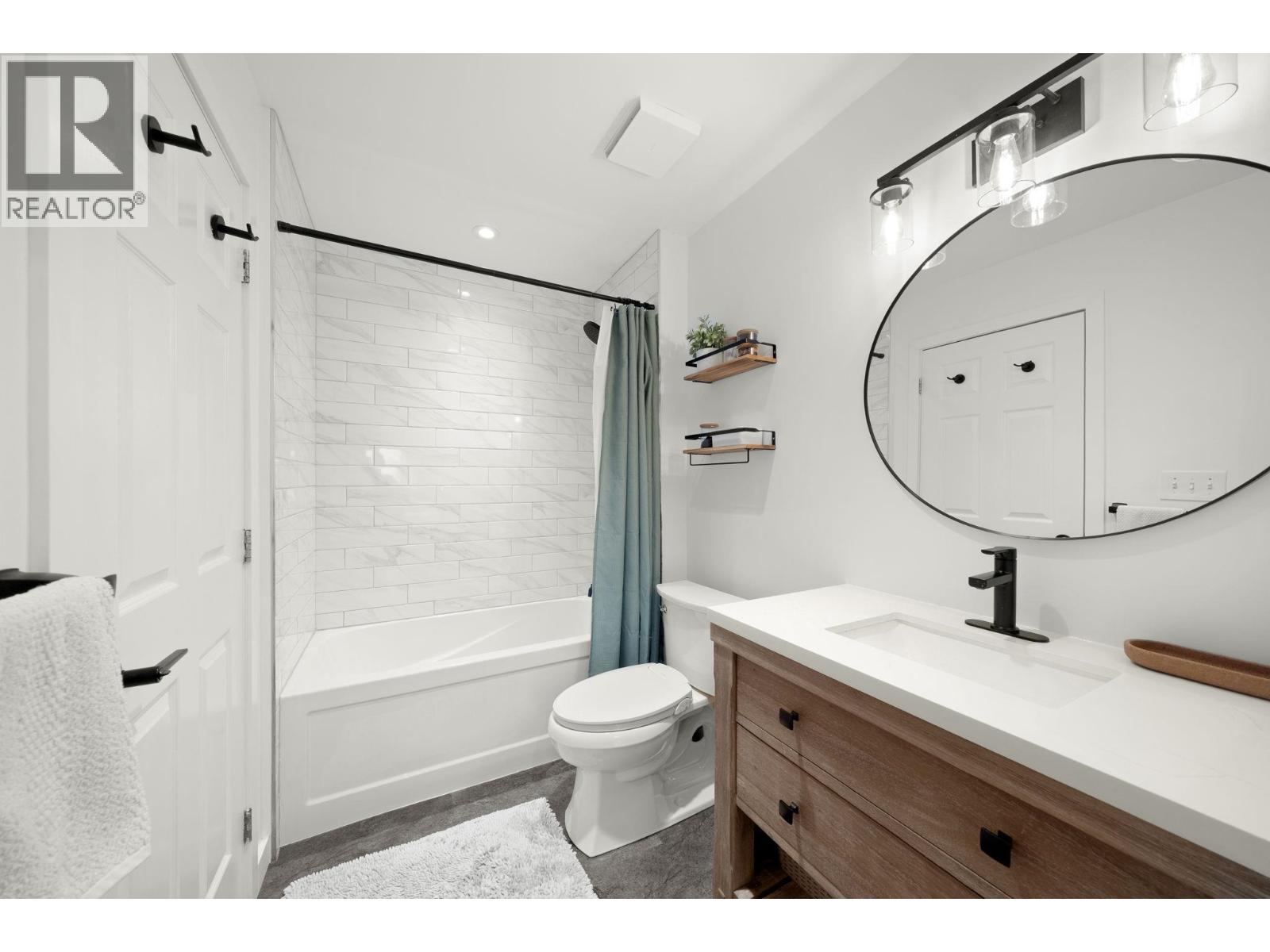 206 4728 53 STREET, Delta