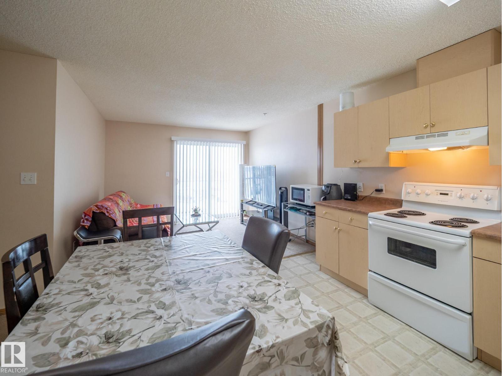 #205A 260 SPRUCE RIDGE RD, Spruce Grove