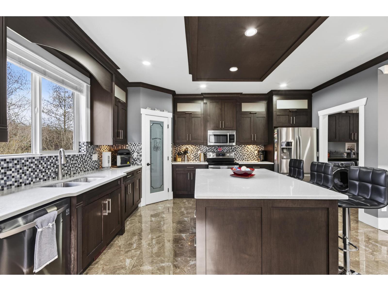 1925 MERLOT BOULEVARD, Abbotsford