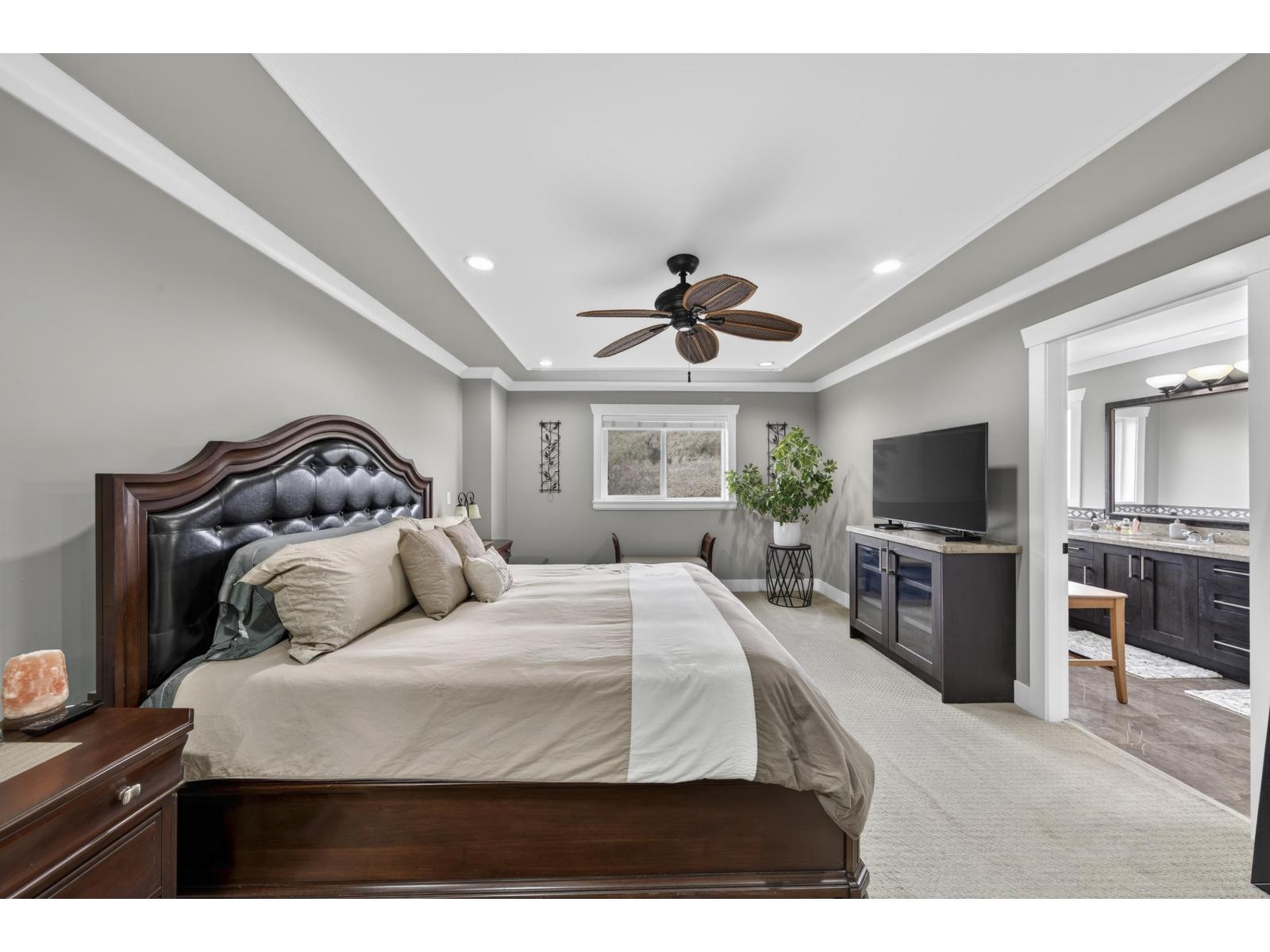 1925 MERLOT BOULEVARD, Abbotsford